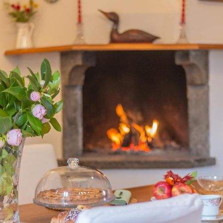 Spaziosa villa bifamiliare Campagnano Di Roma Esterno foto