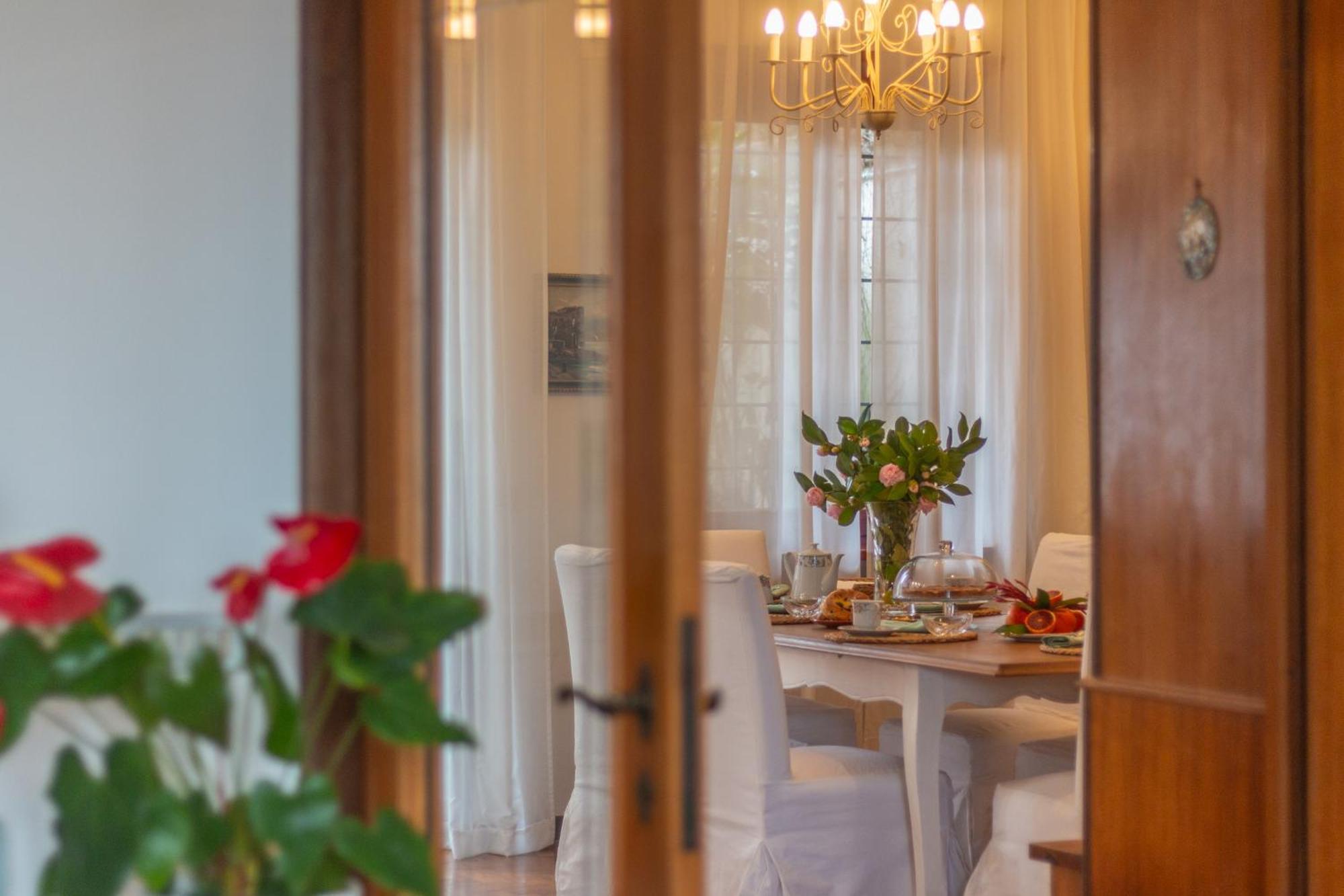 Spaziosa villa bifamiliare Campagnano Di Roma Esterno foto